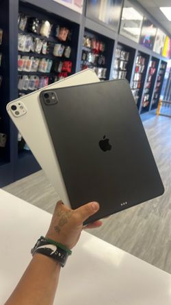 iPad Pro 13in. 256gb M5 Wi-Fi & lte