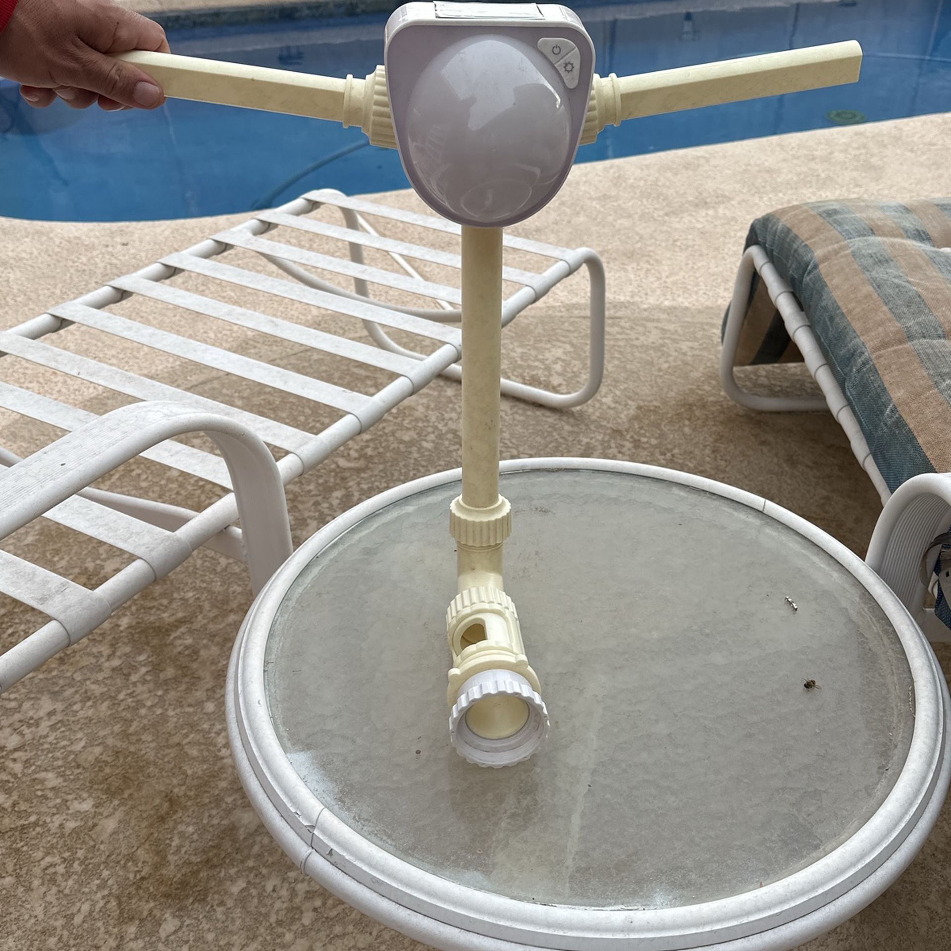 NWOT Pool Sprinkler W/Lights