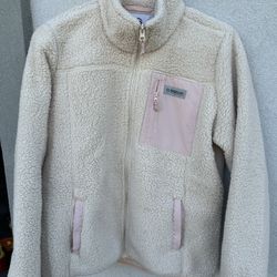 Lots Of Girls Sweaters! 