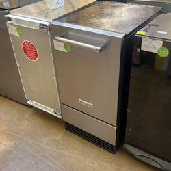 KitchenAid Ice Maker 18 Inch Wide Stainless Steel for Sale in Glendora, CA  - OfferUp