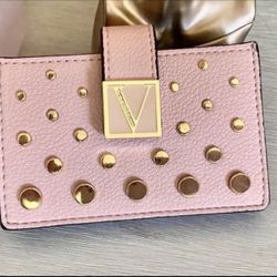 Expandable Card Holder