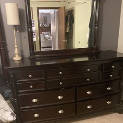 Large Dresser W Mirror