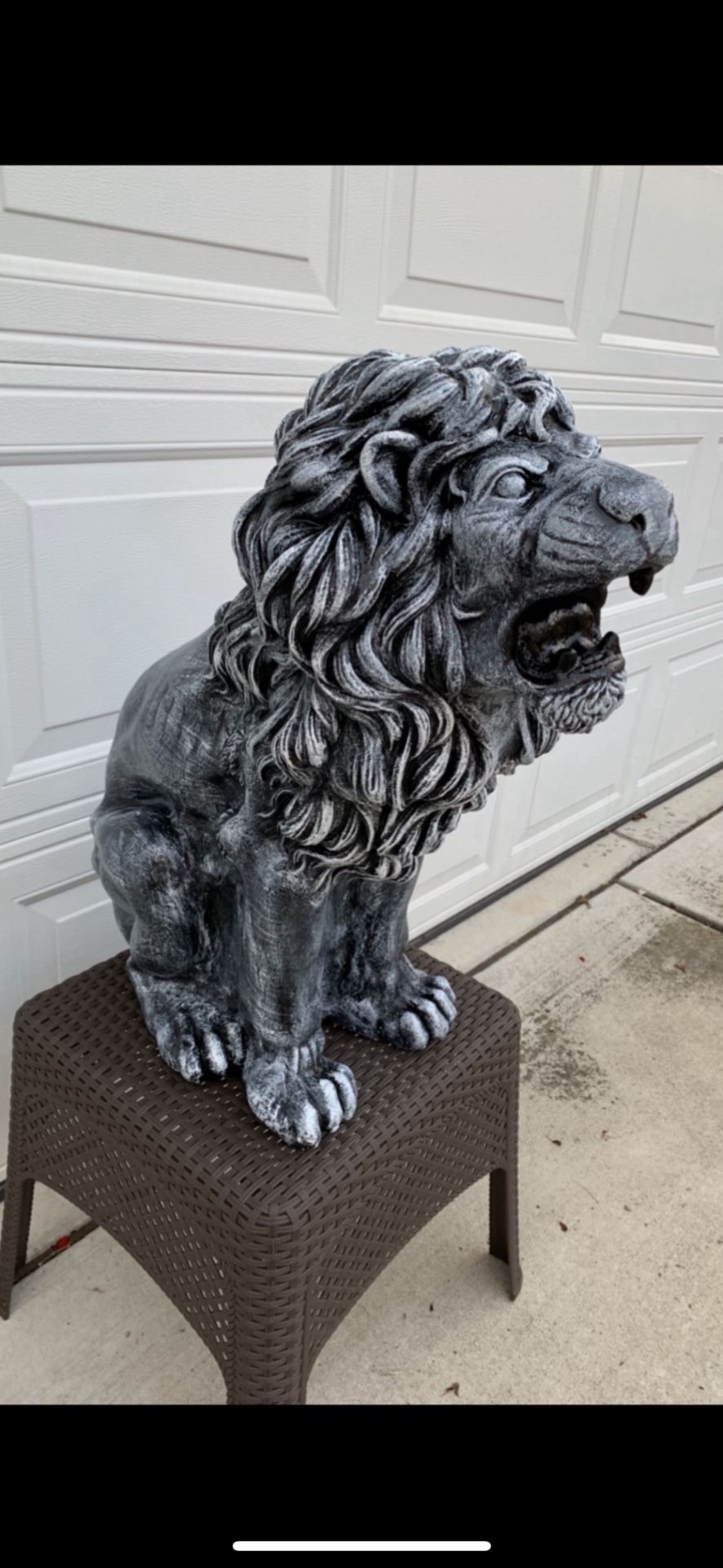 3 Foot Tall, Stone, Color, Roaring Lion Statue