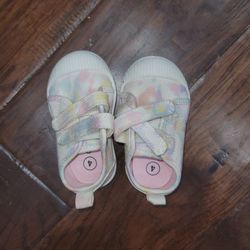 Toddler shoes