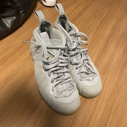 Nike Wolf Grey Foamposite
