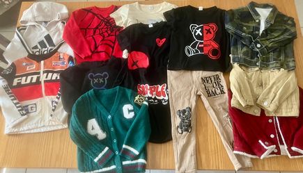 13 Piece Lot of Boys Clothes