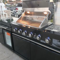 Brand new padio kitchen, barbecue island black stainless steel inbox.