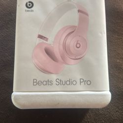 Beats Studio Pro