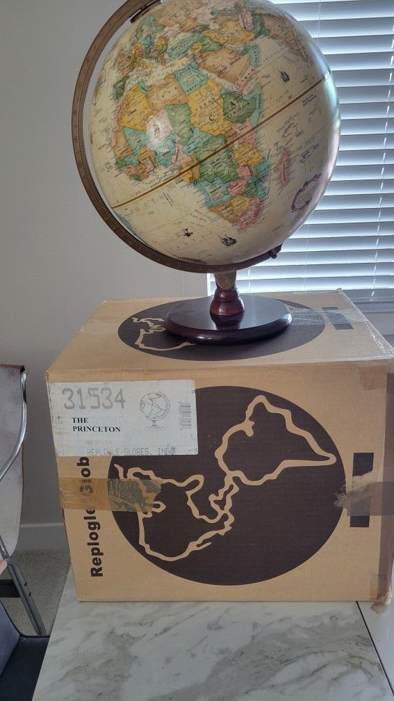 Desk Globe