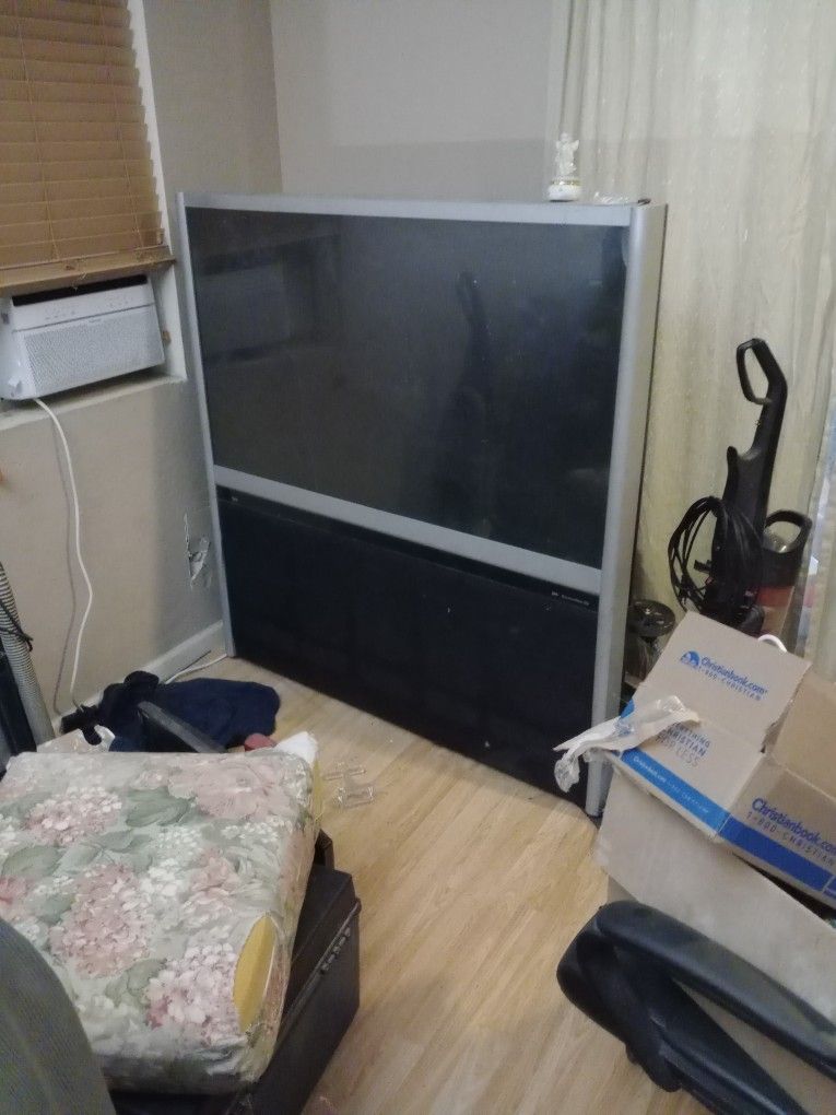 Big 50"+ Tv