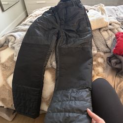 Snowpants