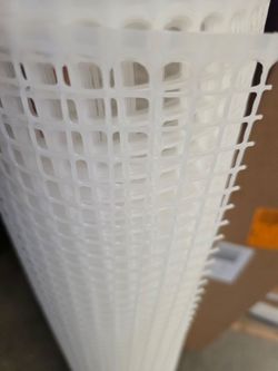 Mesh fencing