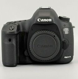EOS CANON Camera - Financing option - Pickup today