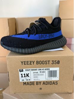 Yeezy 350 V2 Kids size 11k Dazzling Blue