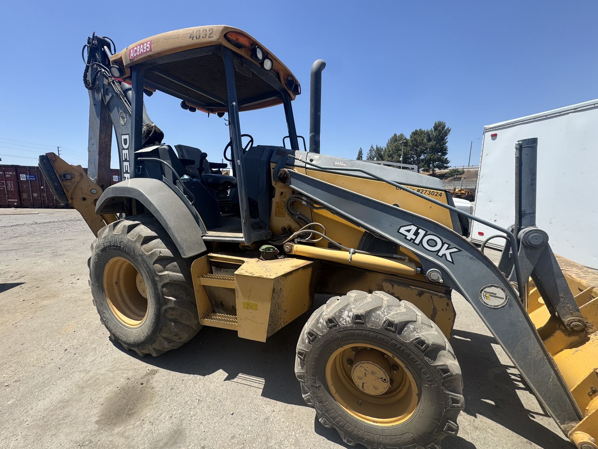 John Deere 410K Backhoe