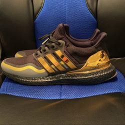 Adidas Ultraboost (size 8)