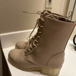 Female Boots Size 10