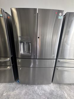 Refrigerator 