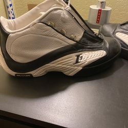 AI REEBOK shoes Size 11 