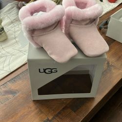 UGG BOOTS 3-6 Months