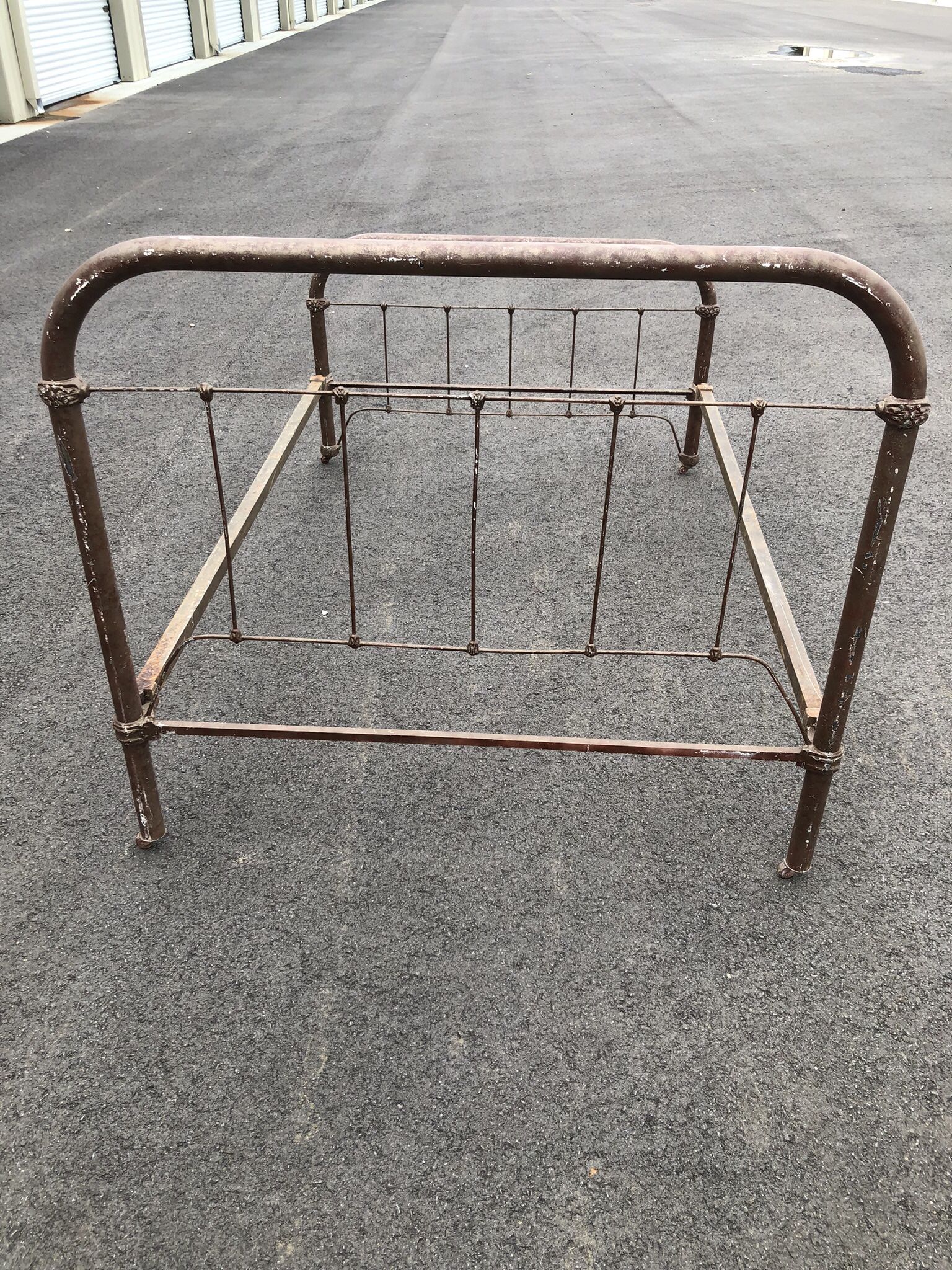 Full Size Antique Bed