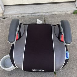 GRACO BOOSTER SEAT