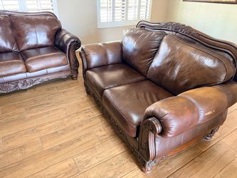 Brown leather sofa set