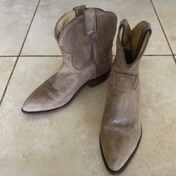 FRYE Billy Cowboy Western Short Distressed Boots 8.5 Women’s Nice