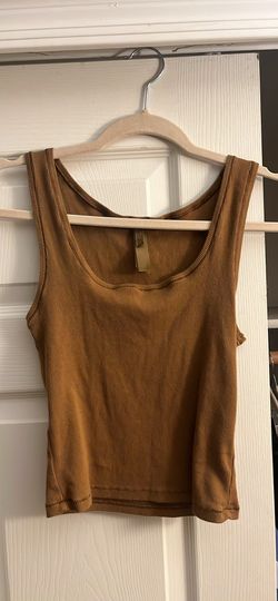 Skims cropped Ribbed Tank Top in chai