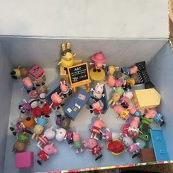 Peppa and friends and school bus