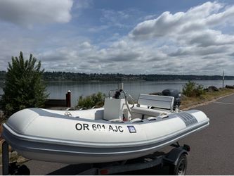 Novurania console RIB dinghy boat