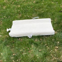 Changing table pad