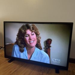 Insignia™ - 42" Class (42" Diag.) - LED - 1080p - HDTV Good For Gaming 