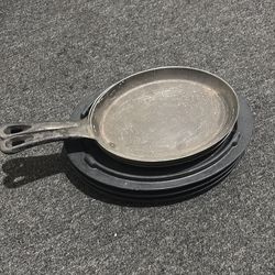 4 Fijita skillets with three hot bases