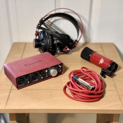 Focusrite Scarlett Solo Studio Bundle