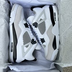Jordan 4 retro military black  Sz 9 11 11.5 13  Brand new 