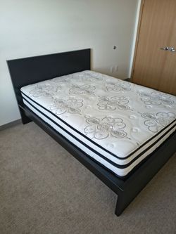 Full Size Bed