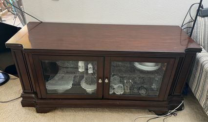 Tv stand