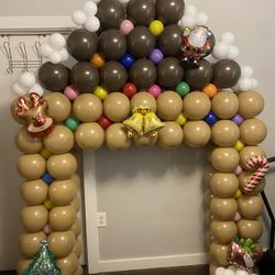 Gingerbread House Balloons