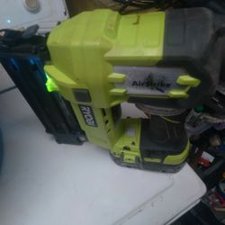 18 gauge nail gun with battery and charger 