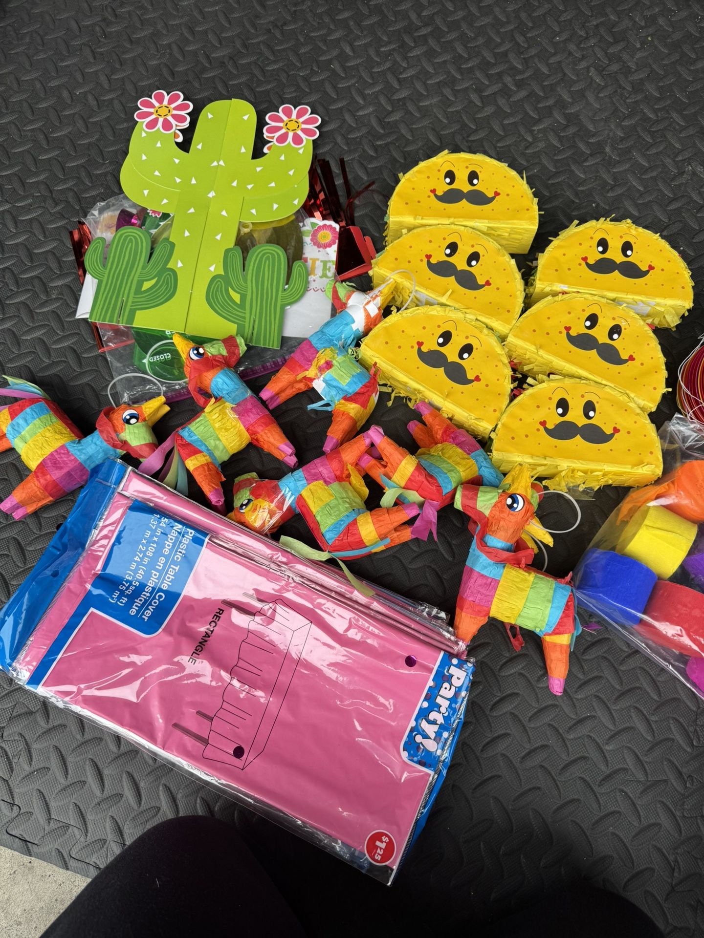 Taco Bout A Baby Shower Decor