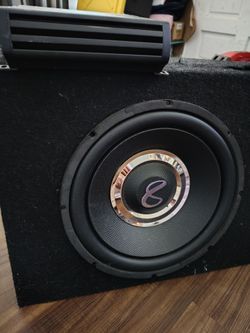 Infinity subwoofer with truck style box/ kicker amp 300/1