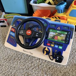 Melissa & Doug steering wheel Toy