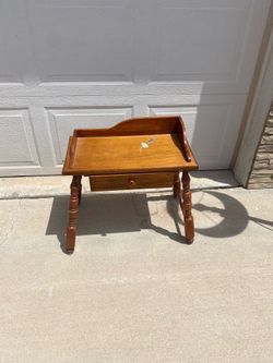 Table (small-side)