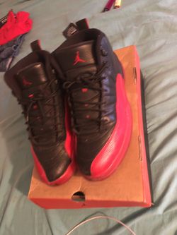 Jordan 12s size 10