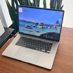 16" MacBook Pro 64gb RAM 2tb SSD AMD 8GB