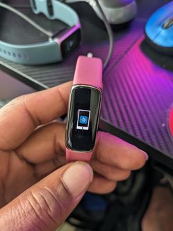 Fitbit Luxe