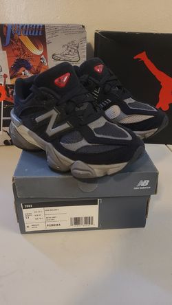 New Balance 9060 Kids Size 13
