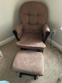 Rocking Chair with Ottoman