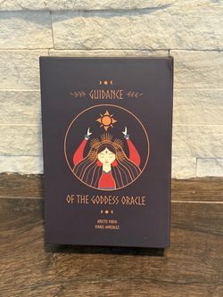 Guidance of the Goddess Oracle Deck  -   Complete with Guidebook Good Condition